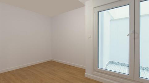 Photo 2 of Flat for rent in Calle de Tomás Zumalacárregui, 32, Paseo Sagasta,  Zaragoza Capital