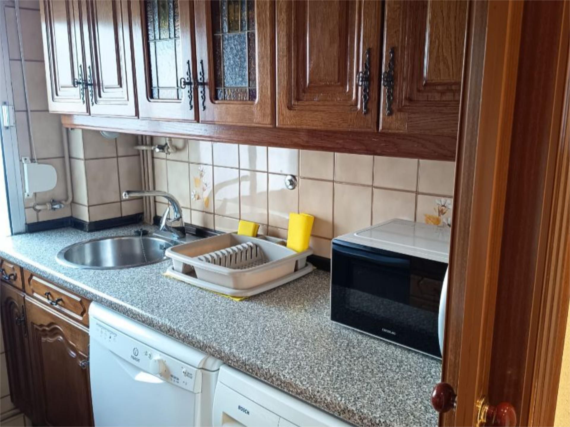 Flat for rent in Calle Relatores, 3, Hospital Kitchen of Flat for rent in Valladolid Capital with Heating, Terrace and Furnished