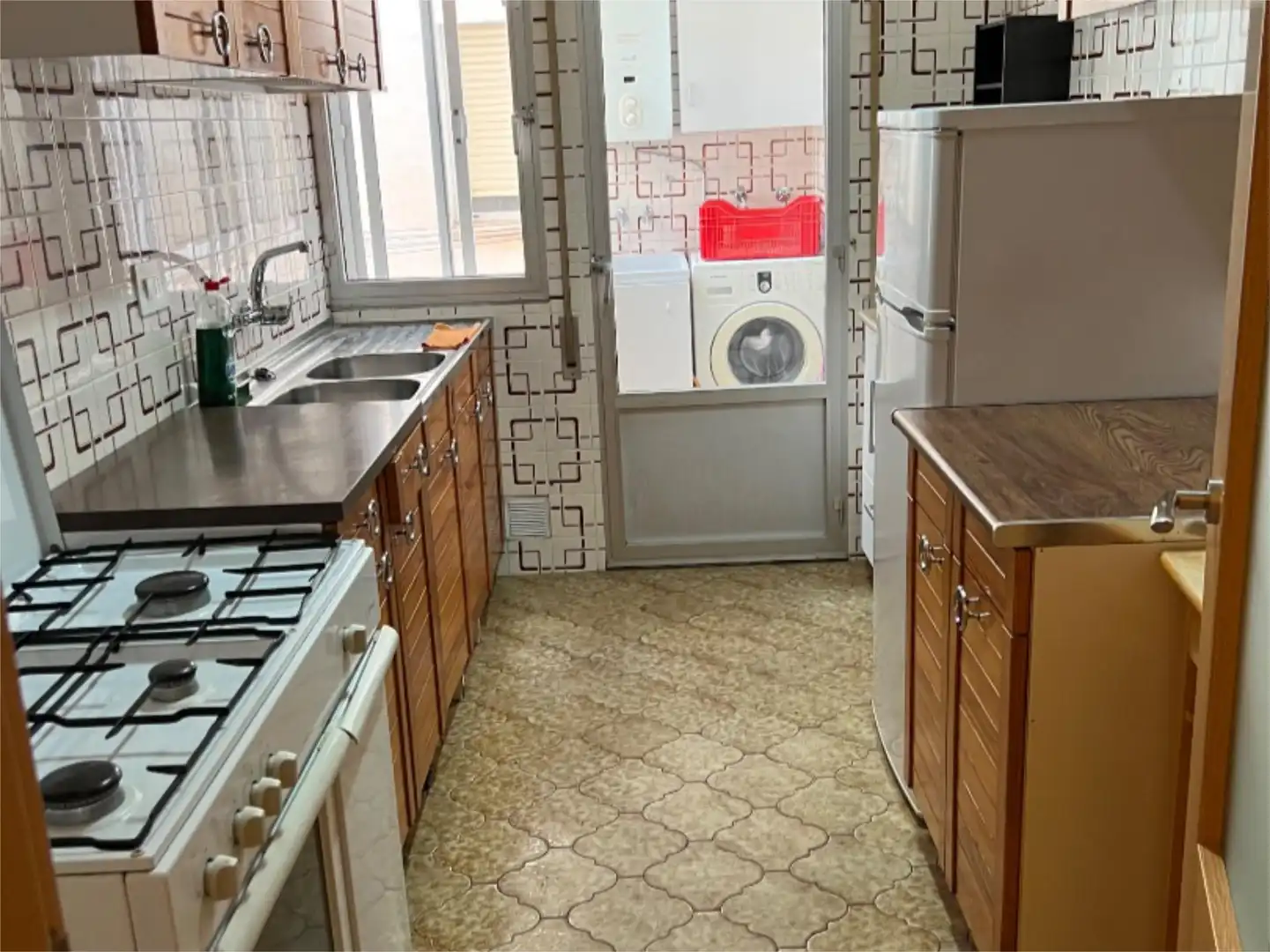 Habitación en Calle San Simón, 1, Arrabal - Carrel - San Julián Cocina de Piso para compartir en Teruel con Calefacción y Amueblado
