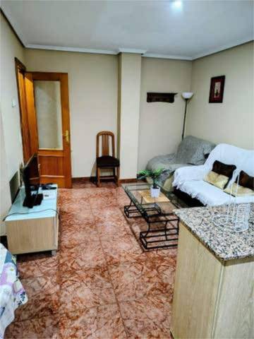 Apartamento en Alquiler en Utiel