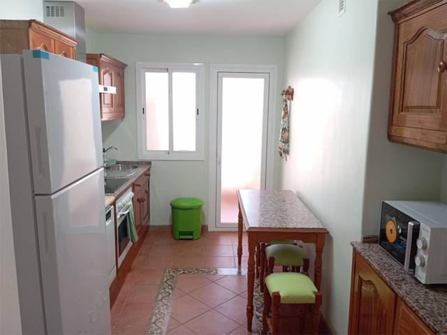 Piso en Alquiler en Calle Jacinta García Hernández, 5 en Valdepasillas - La Paz - Huerta Rosales