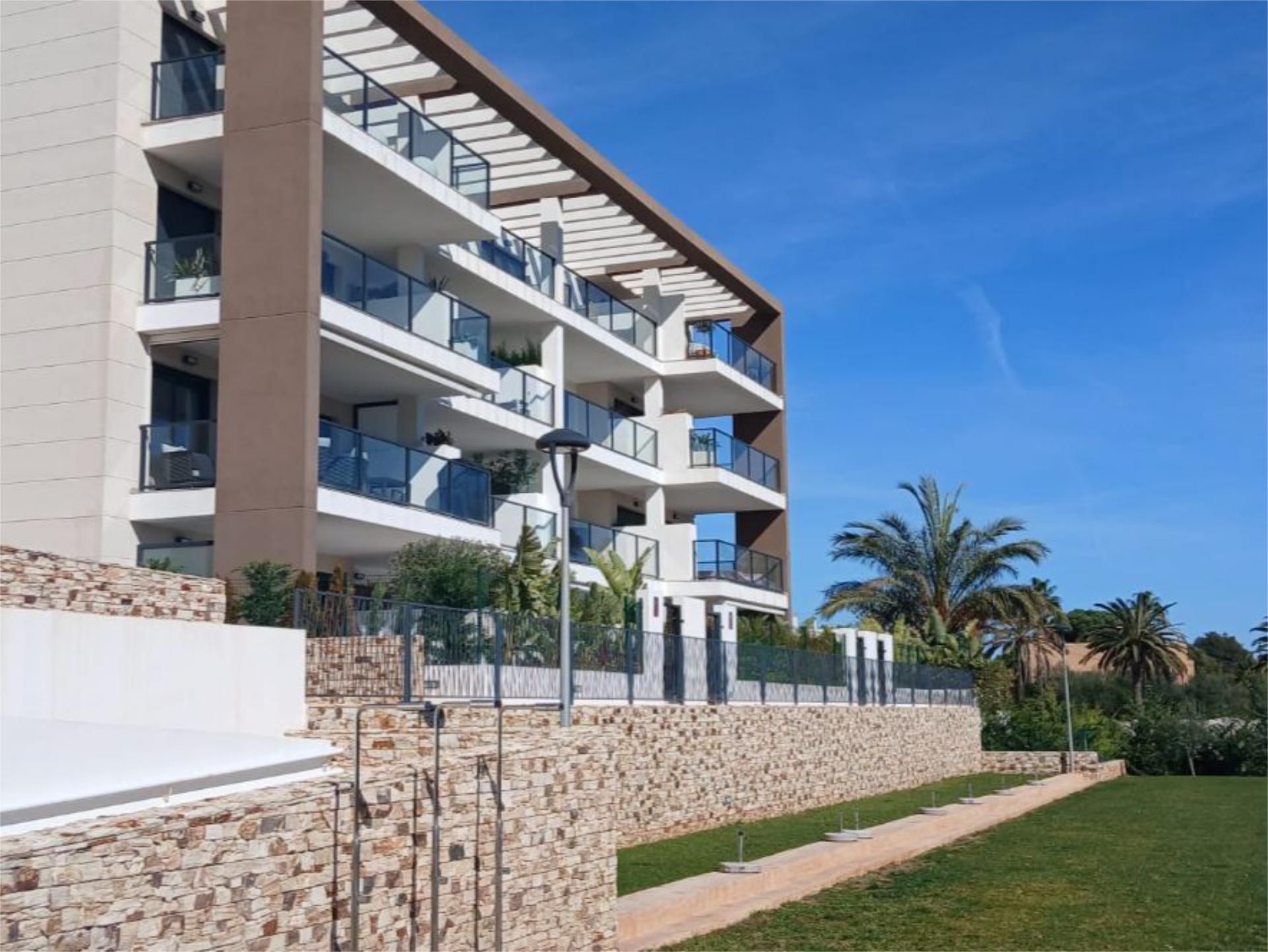 Vista exterior de Piso en venta en Capdepera con Aire acondicionado, Calefacción y Jardín privado