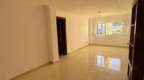 Foto 2 de Piso en venta en Calle Manuel de Falla, 68, Los Tarahales - La Paterna, Las Palmas de Gran Canaria