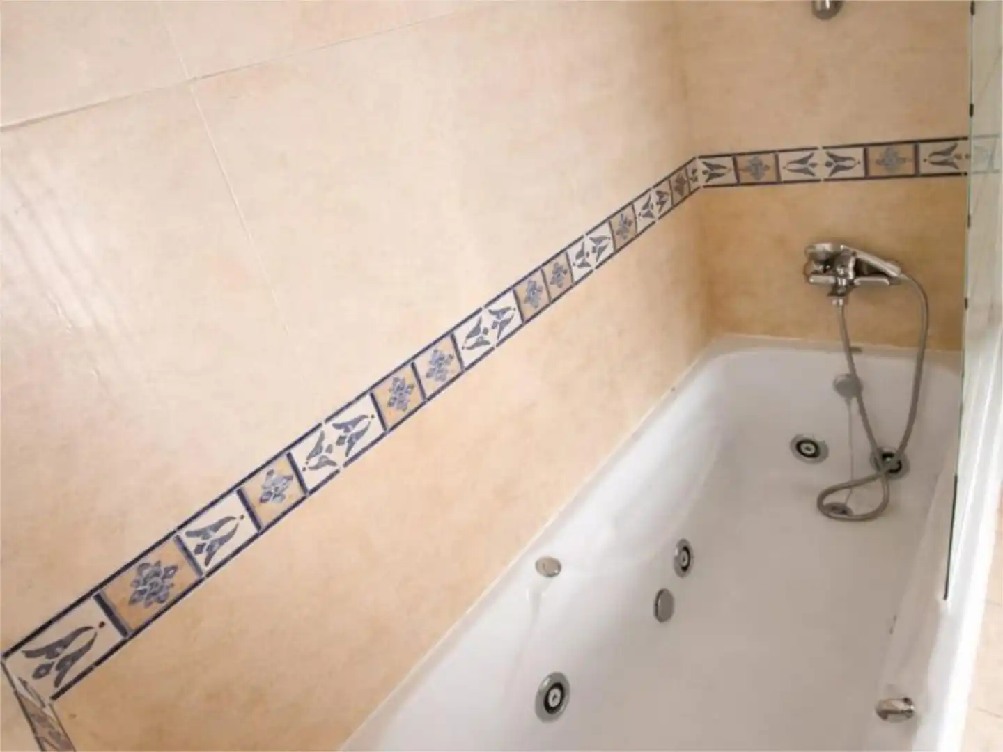Piso en venta en Calle Manuel de Falla, 68, Los Tarahales - La Paterna Piso en venta en Calle Manuel de Falla, 68, Los Tarahales - La Paterna
