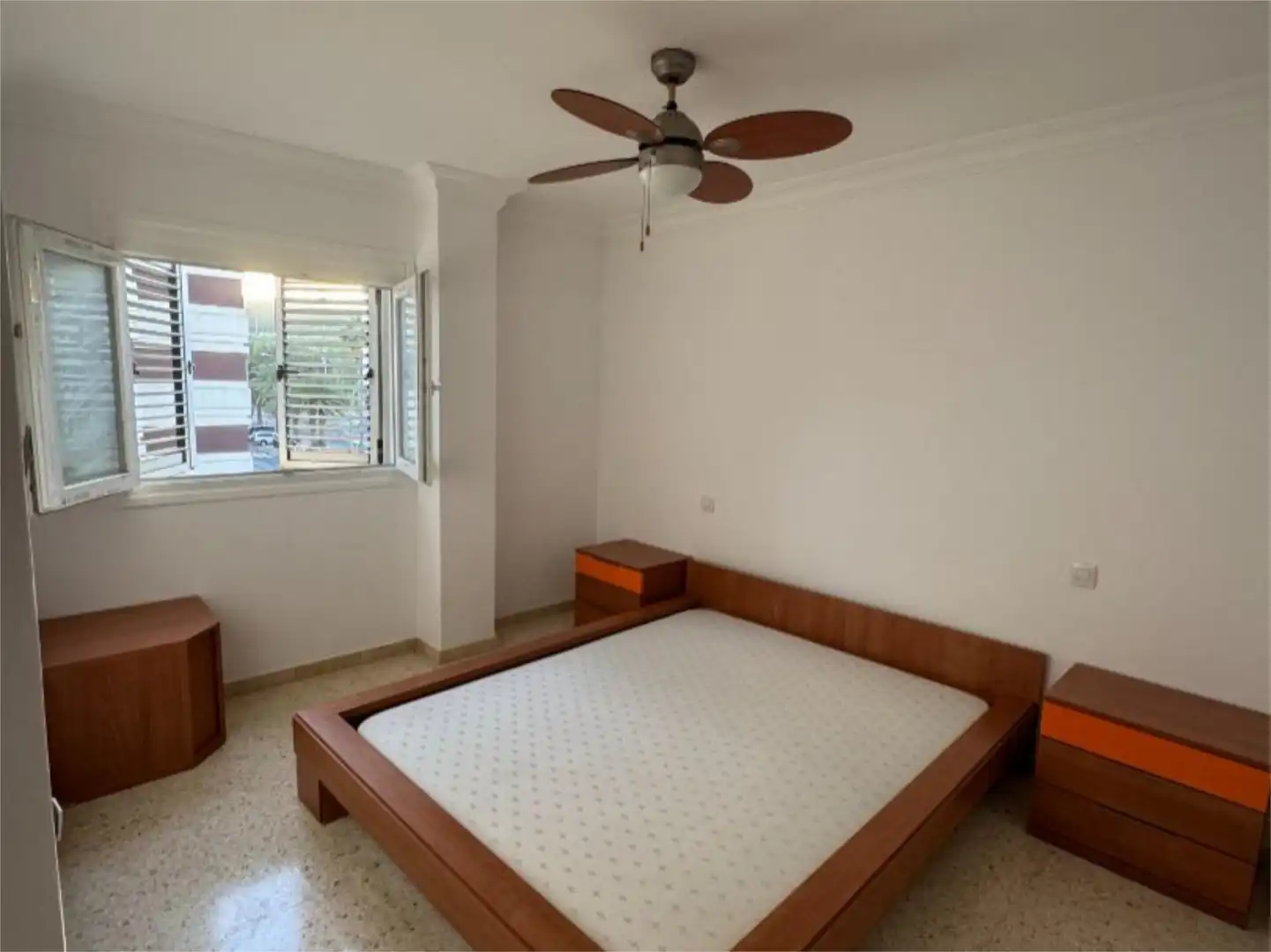 Piso en venta en Calle Manuel de Falla, 68, Los Tarahales - La Paterna Piso en venta en Calle Manuel de Falla, 68, Los Tarahales - La Paterna