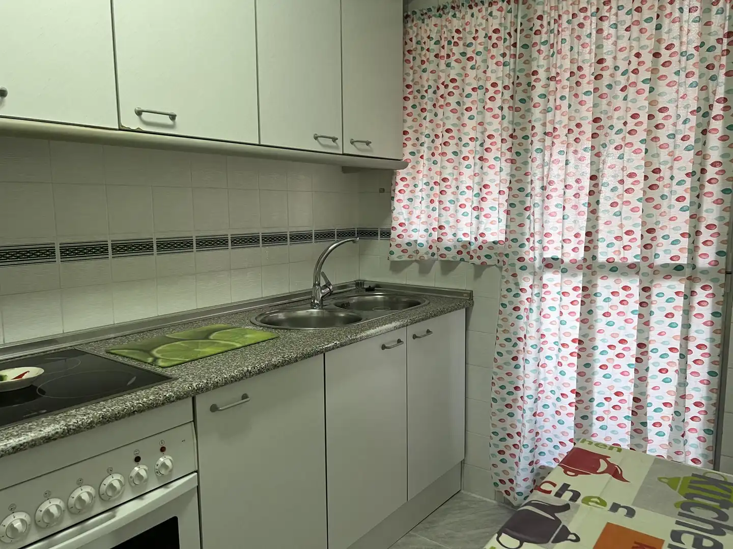 Wohnung zum Verkauf in Paseo Carlos Eraña, 21, El Torreón - Los Ángeles - El Pilar Küche von Wohnung zum Verkauf in Ciudad Real mit Klimaanlage, Heizung und Privatgarten