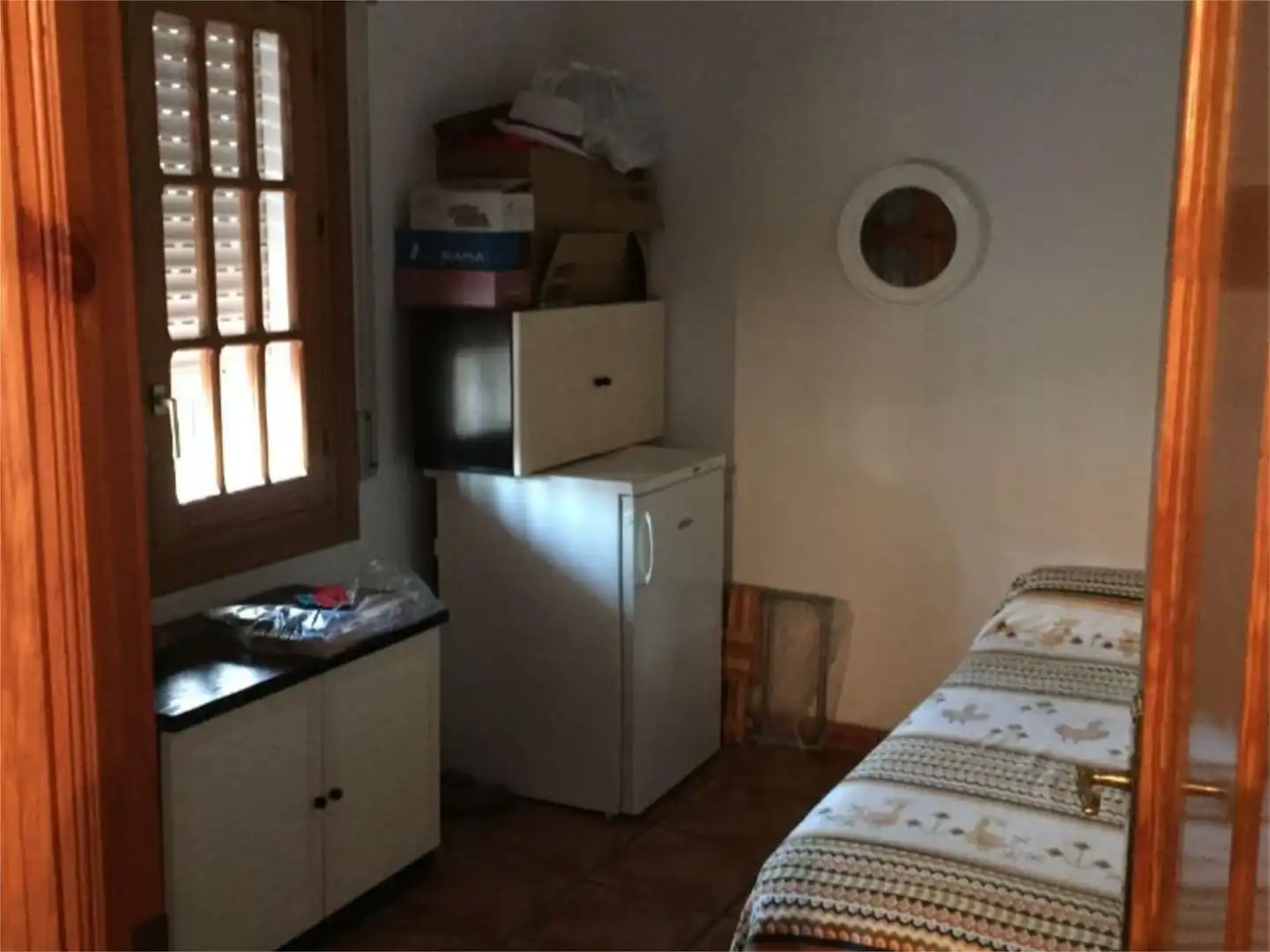 Casa o xalet en venda a Calle Cabo de Rocas, 12, El Rinconcillo Dormitori de Casa o xalet en venda en Algeciras amb Terrassa, Traster i Moblat