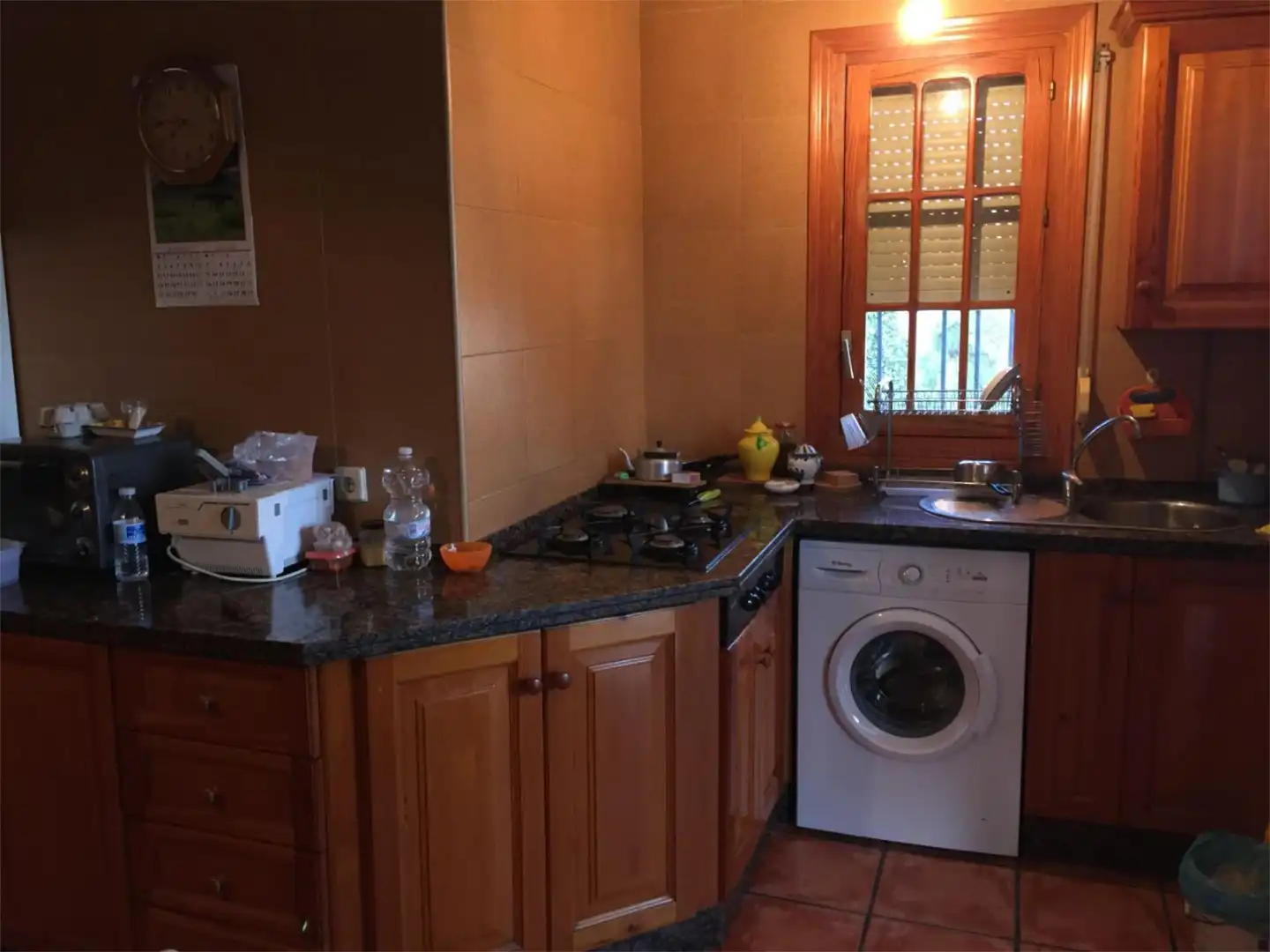 Casa o xalet en venda a Calle Cabo de Rocas, 12, El Rinconcillo Cuina de Casa o xalet en venda en Algeciras amb Terrassa, Traster i Moblat