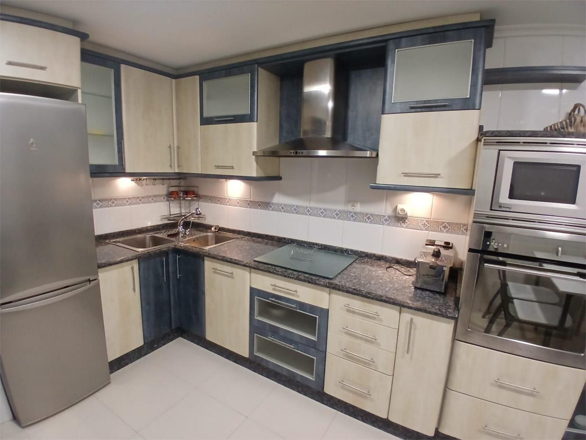 Kitchen of Flat for rent in Ourense Capital   with Heating, Parquet flooring and Terrace