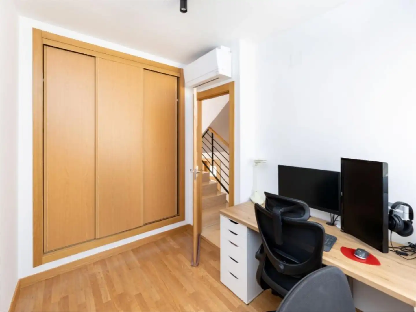 Bedroom of Houses for sale in Las Gabias  with Air Conditioner, Terrace and Swimming Pool