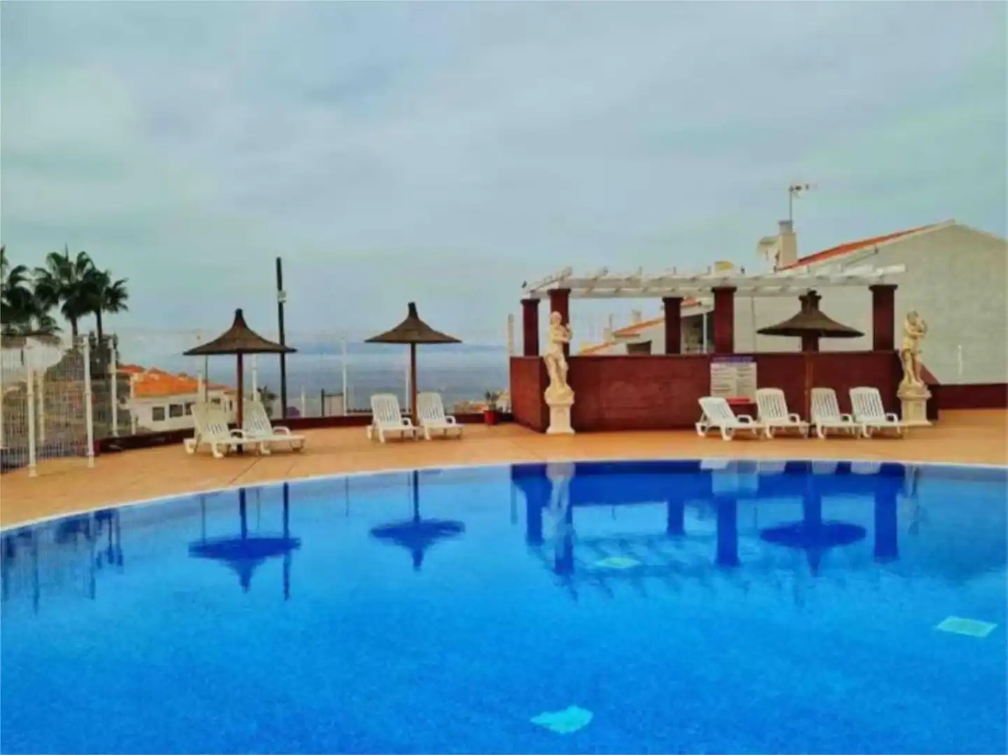 Pis en venda a Calle Doctor de Las Casas Perez, Casco Urbano Piscina de Pis en venda en Adeje amb Aire condicionat, Piscina i Moblat