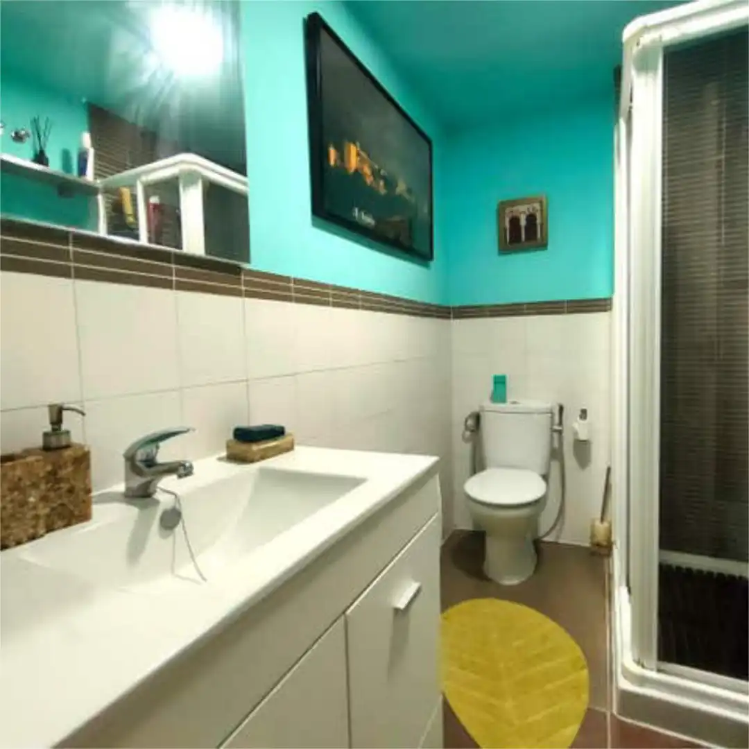 Apartamento en venta en El Bajondillo Baño de Apartamento en venta en Torremolinos con Terraza y Piscina