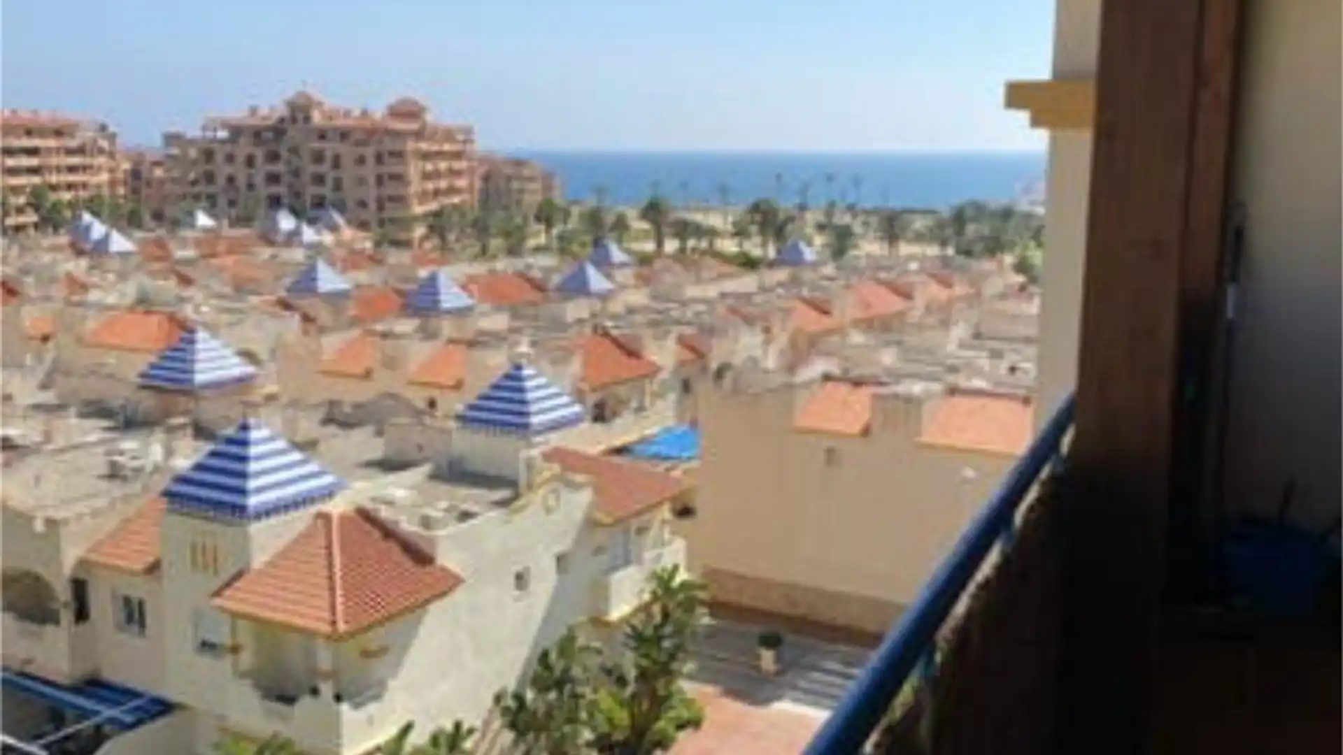 Vista exterior de Garaje de alquiler en El Ejido