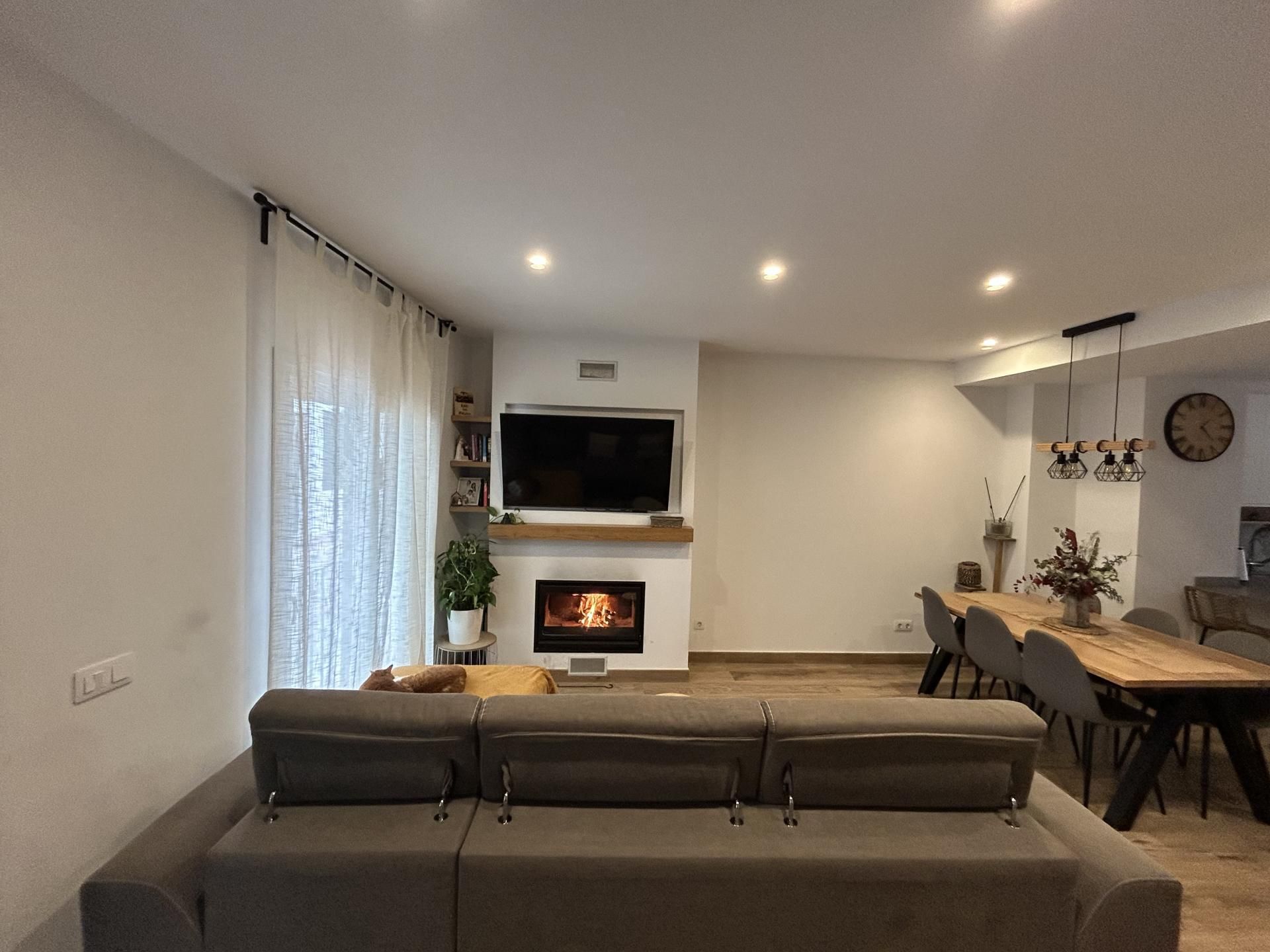 Living room of Single-family semi-detached for sale in Maó - Mahón  with Air Conditioner and Terrace