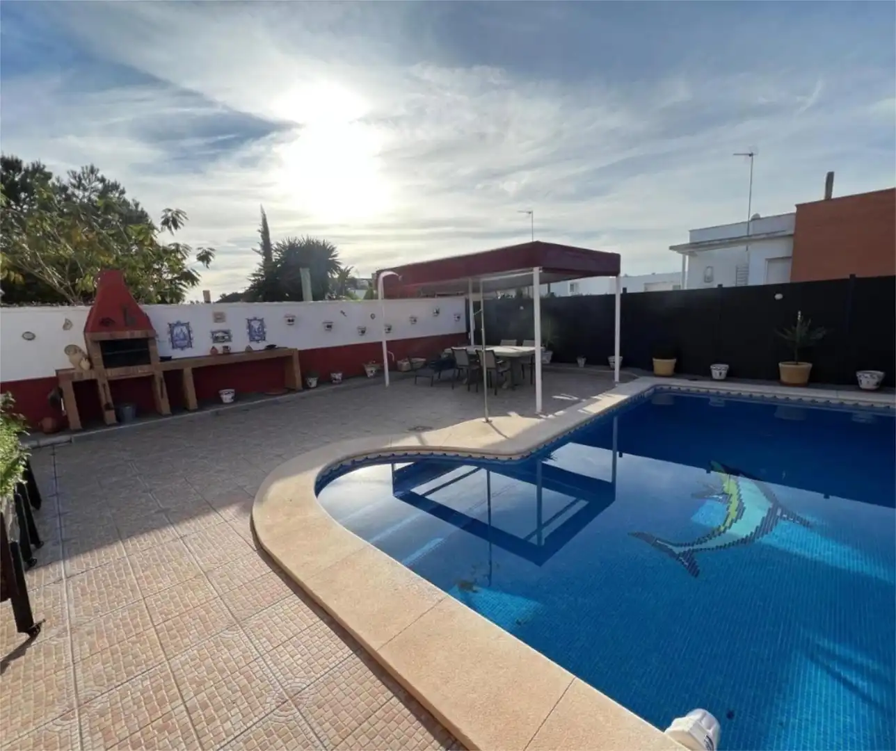 Detached homes for sale in Calle Minarete, 5, Bollullos de la Mitación Swimming pool of Detached homes for sale in Bollullos de la Mitación with Air Conditioner, Private garden and Storage room