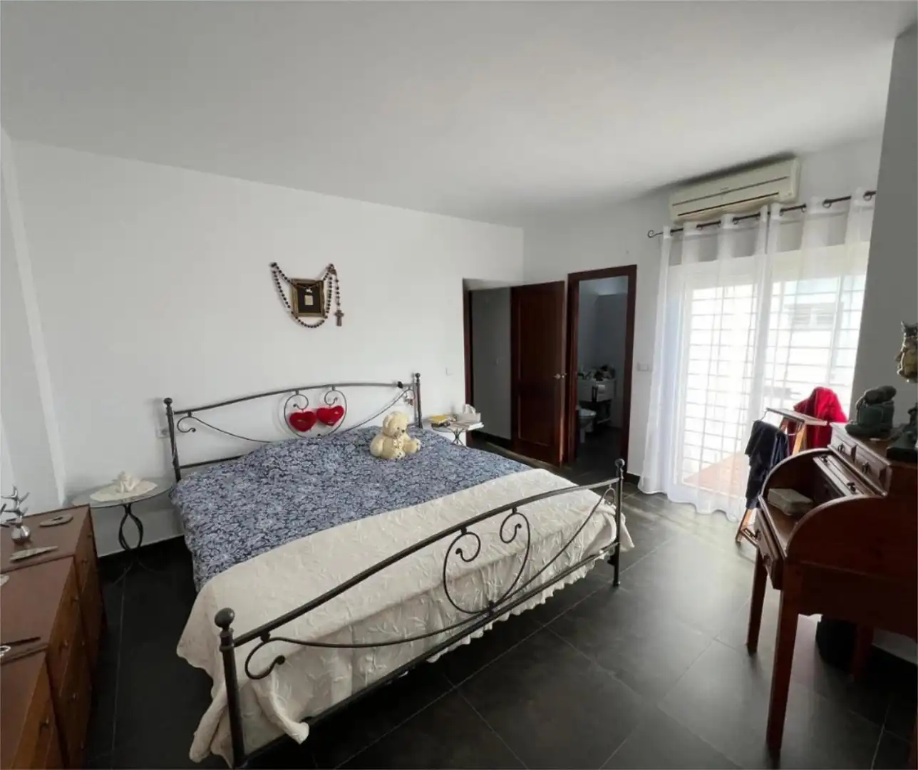 Detached homes for sale in Calle Minarete, 5, Bollullos de la Mitación Bedroom of Detached homes for sale in Bollullos de la Mitación with Air Conditioner, Private garden and Storage room