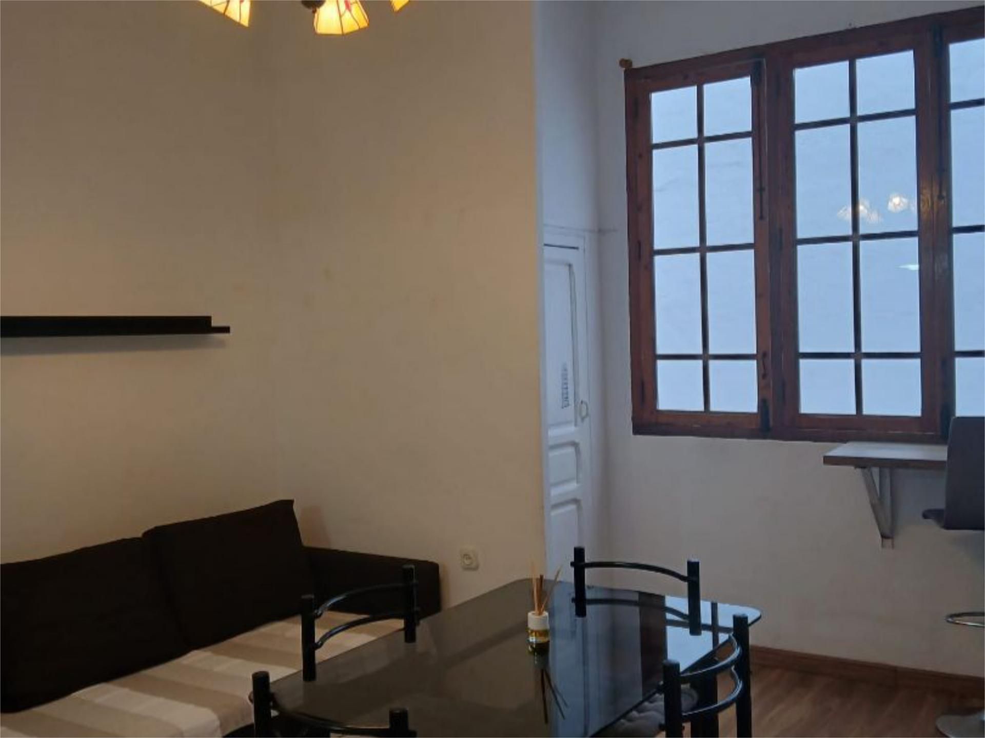 Menjador de Pis de lloguer en  Valencia Capital amb Traster, Moblat i Balcó