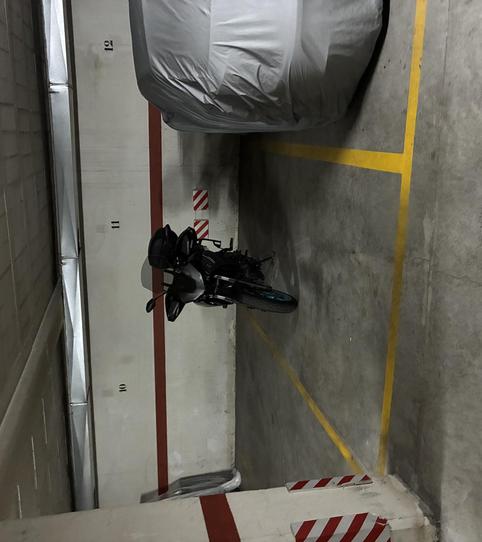 Garage for rent in Avenida Alfonso Rodríguez Castelao, 81, As Lagoas, Ourense Capital - image 2 Photo 2 of Garage for rent in Avenida Alfonso Rodríguez Castelao, 81, As Lagoas, Ourense Capital