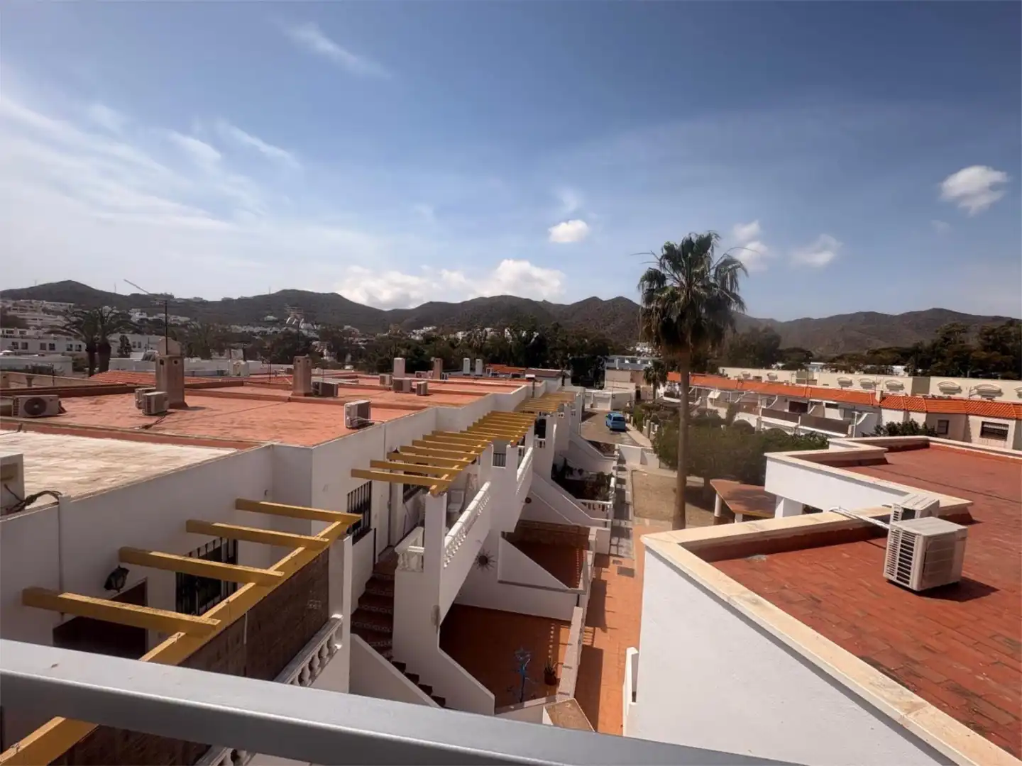 Außenansicht von Wohnung zum Verkauf in Níjar mit Klimaanlage, Heizung und Privatgarten