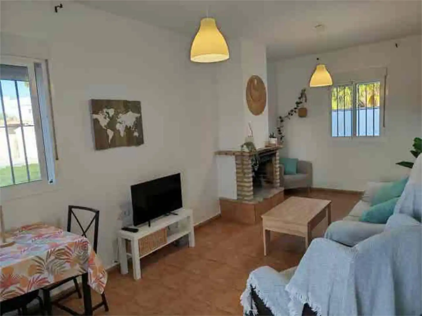 Detached homes for rent in Los Gallos Living room of Detached homes for rent in Chiclana de la Frontera with Heating, Private garden and Terrace