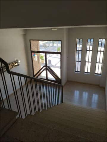 Oficina en Alquiler en La Serna