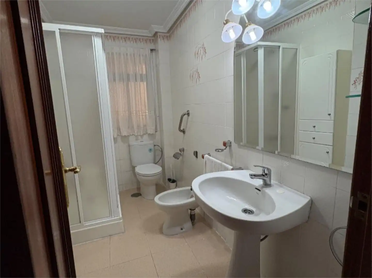 Piso en venta en Paseo Marqueses de Linares, N 9, La Paz - Las Américas Baño de Piso en venta en Linares con Aire acondicionado y Balcón