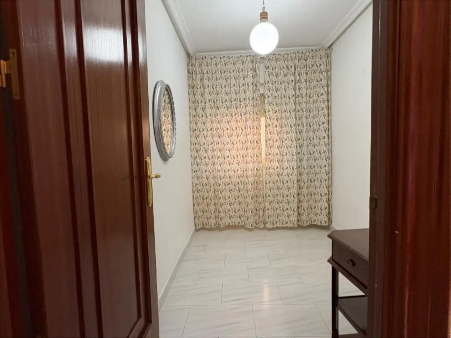 Piso en venta en Paseo Marqueses de Linares, N 9, La Paz - Las Américas Habitación de Piso en venta en Linares con Aire acondicionado y Balcón