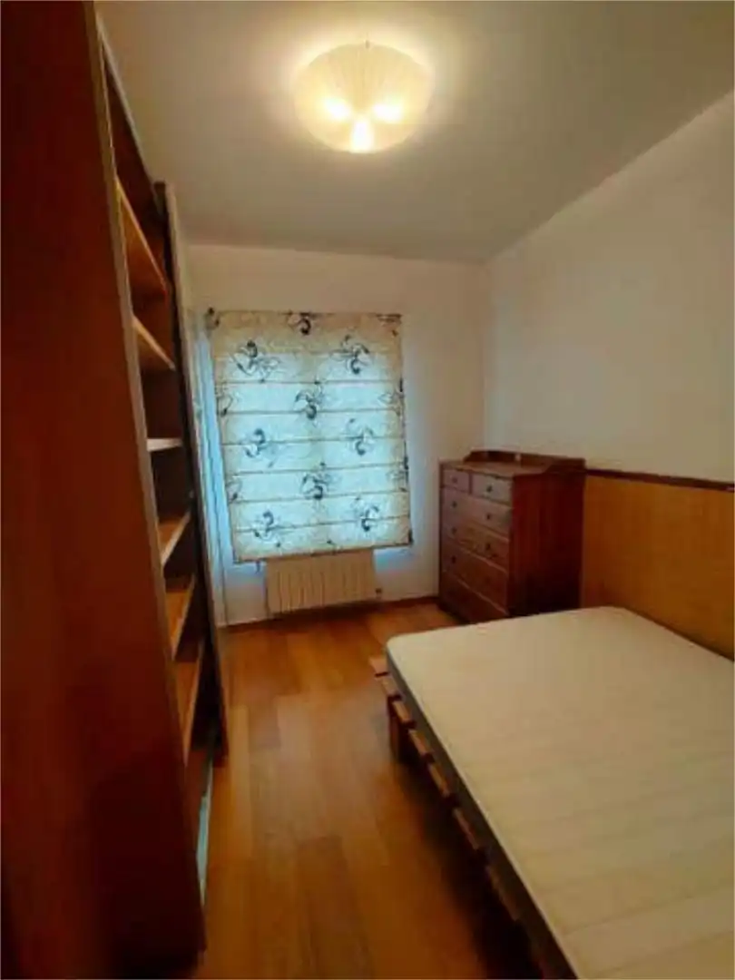 Ático en venta en Barrio de Delicias Habitación de Ático en venta en Zaragoza con Calefacción y Terraza