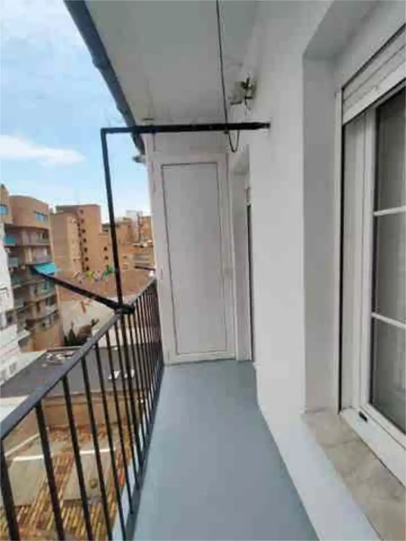 Ático en venta en Barrio de Delicias Terraza de Ático en venta en Zaragoza con Calefacción y Terraza