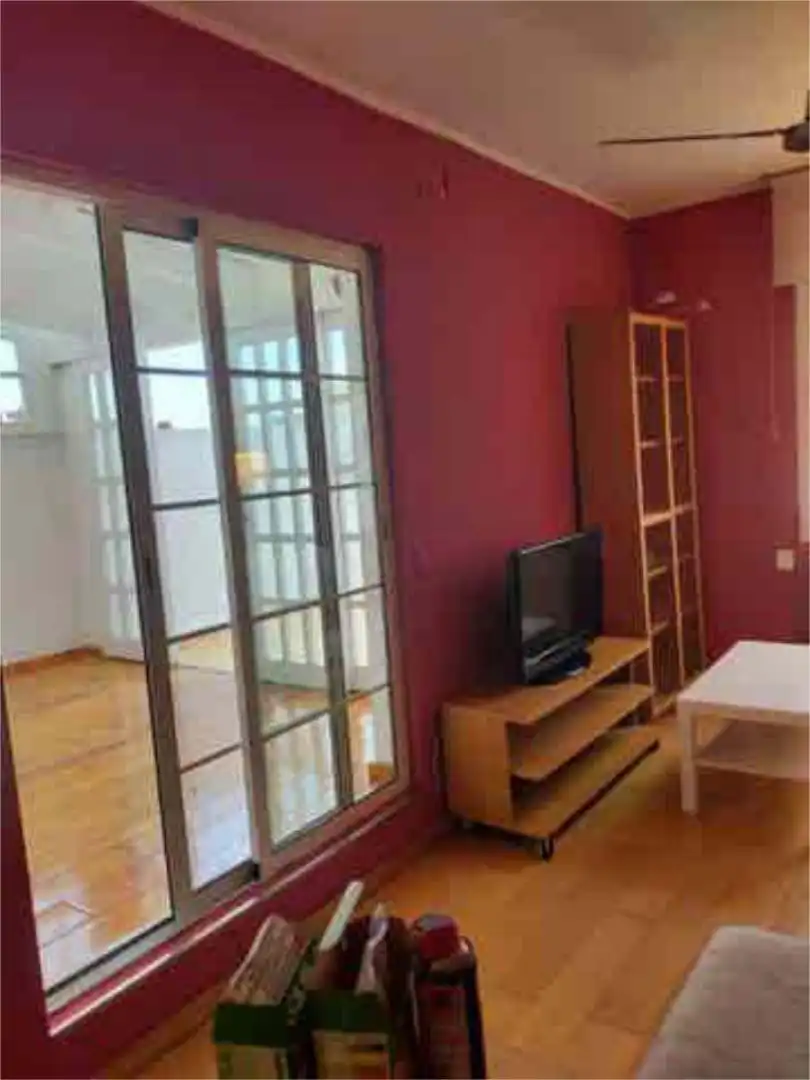 Ático en venta en Barrio de Delicias Sala de estar de Ático en venta en Zaragoza con Calefacción y Terraza