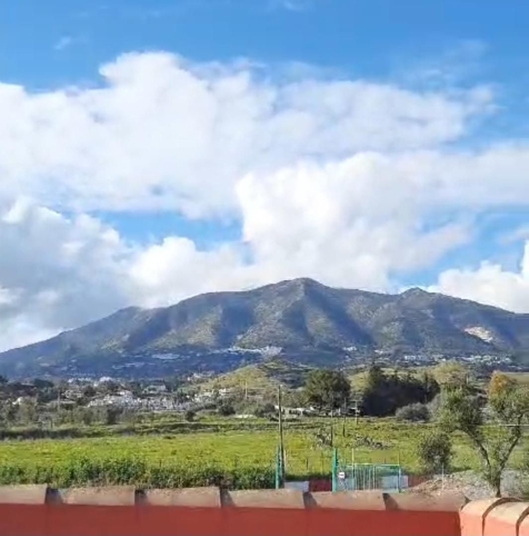 Exterior view of House or chalet for sale in Fuengirola  with Air Conditioner and Terrace