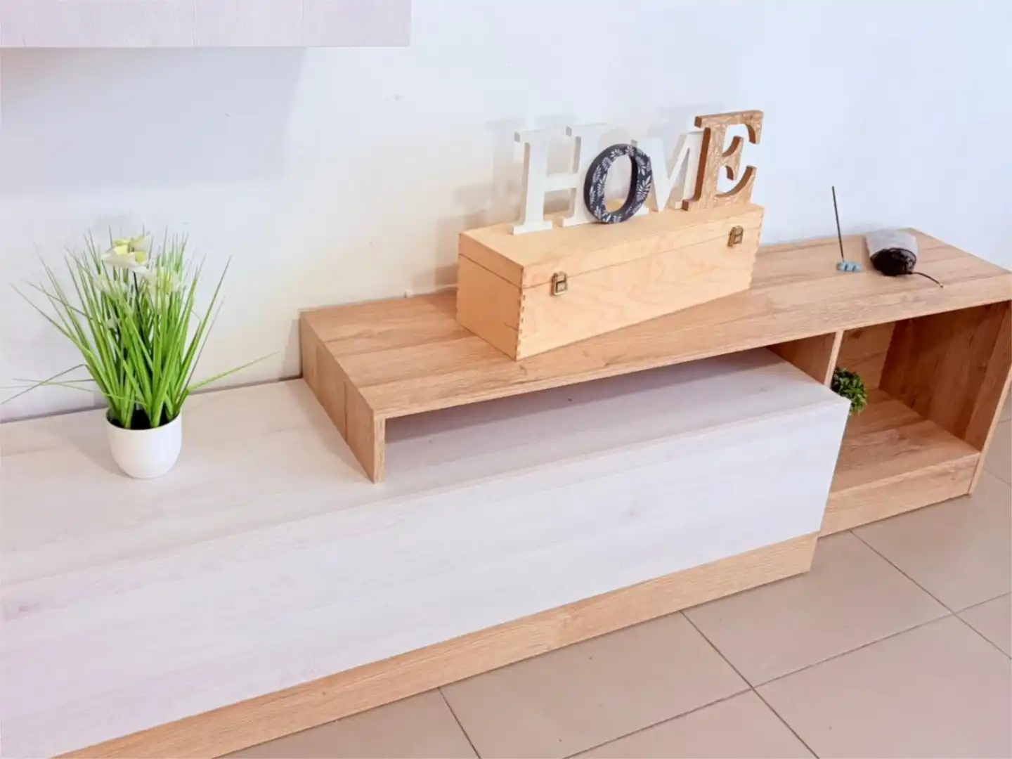 Piso en venta en Calle Pobladores, 10, La Pañoleta Sala de estar de Piso en venta en Camas con Aire acondicionado y Amueblado