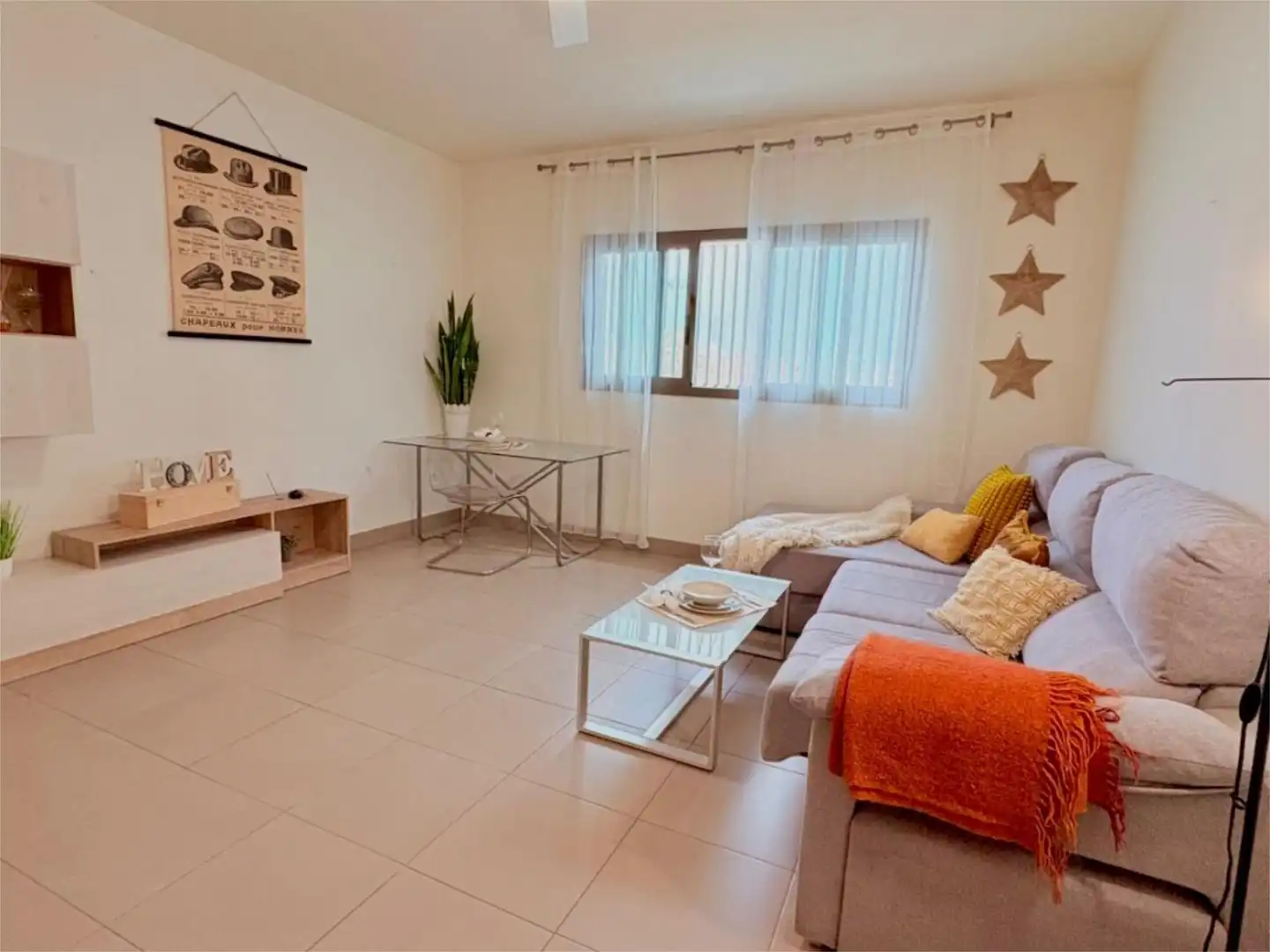 Piso en venta en Calle Pobladores, 10, La Pañoleta Sala de estar de Piso en venta en Camas con Aire acondicionado y Amueblado