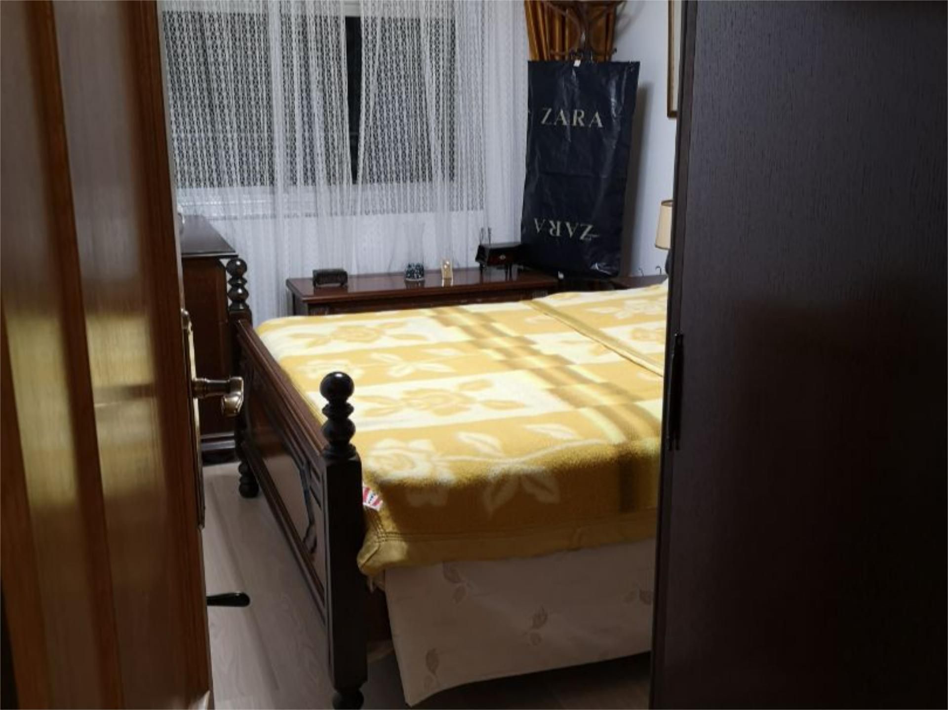 Pis per a compartir a Carrer de Monturiol, 50, Les Torres Pis per a compartir a Carrer de Monturiol, 50, Les Torres