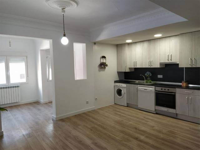 Piso en Venta en Calle de Jenaro Checa, 5 en Pinares de Venecia