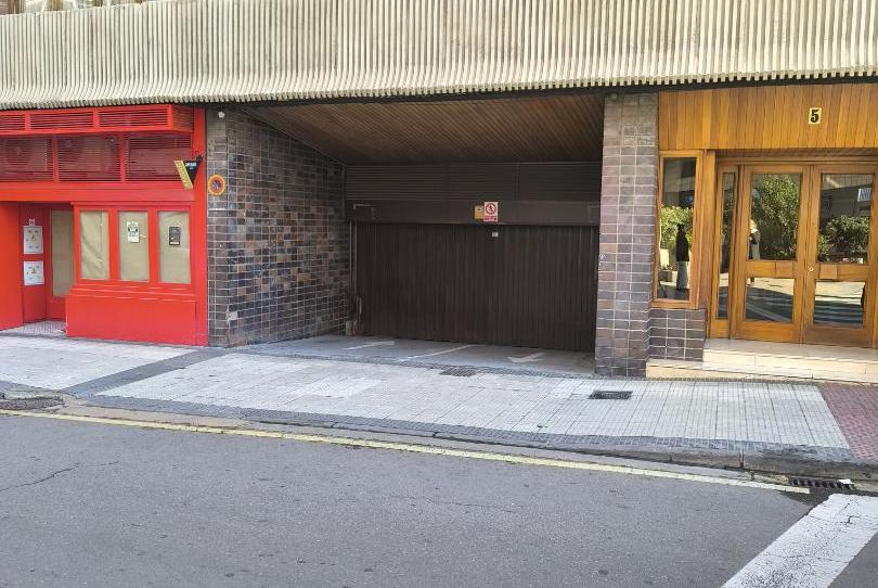 Garaje de alquiler en Calle de Marceliano Isábal, 2, Paseo Independencia, Zaragoza Capital - imagen 1 Foto 1 de Garaje de alquiler en Calle de Marceliano Isábal, 2, Paseo Independencia, Zaragoza Capital