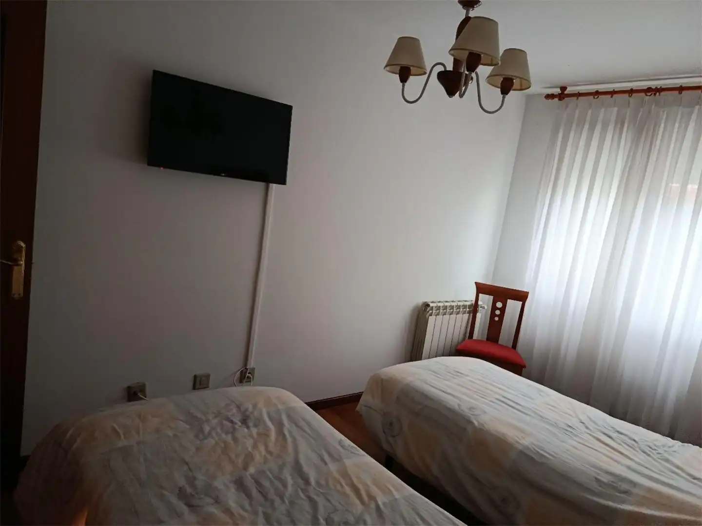 Piso en venta en Calle Emperador, 49b, Centro Habitación de Piso en venta en Laredo