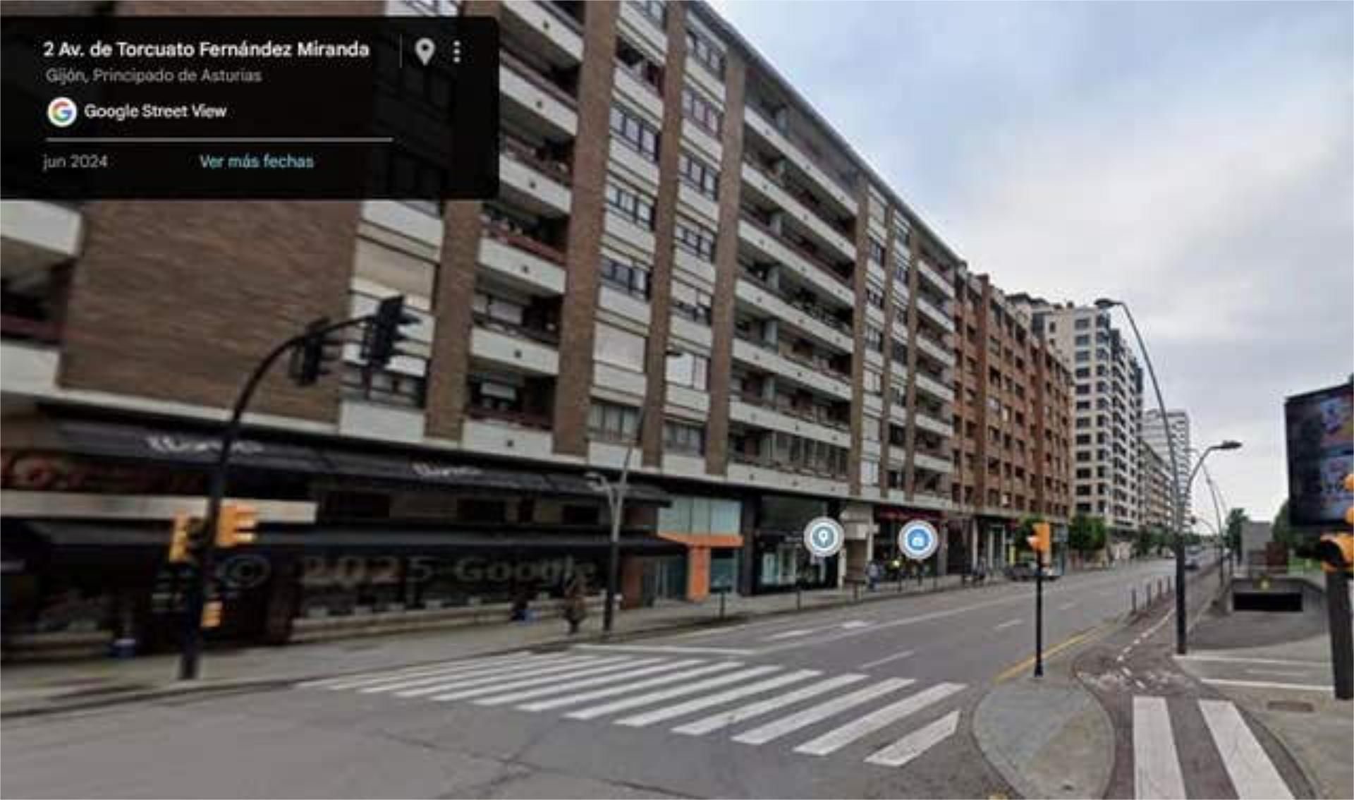 Vista exterior de Garaje de alquiler en Gijón 