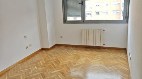 Piso de alquiler en Calle de Yocasta, 1, Rejas, Madrid Capital - imagen 4 Foto 4 de Piso de alquiler en Calle de Yocasta, 1, Rejas, Madrid Capital