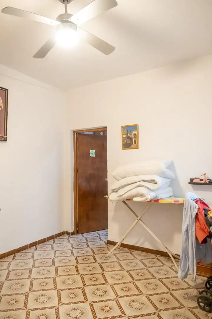 Casa adosada en venda a Calle Lorenzo Mercadante, 33, Barrio del Nervión Dormitori de Casa adosada en venda en Sevilla Capital amb Aire condicionat, Terrassa i Balcó