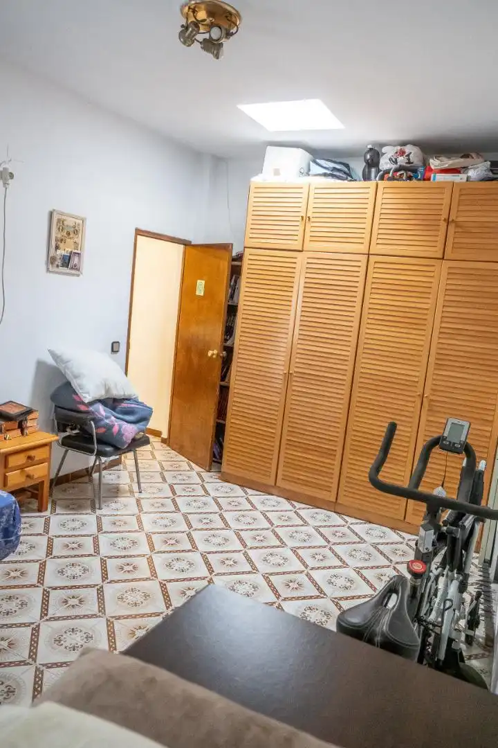 Casa adosada en venda a Calle Lorenzo Mercadante, 33, Barrio del Nervión Dormitori de Casa adosada en venda en Sevilla Capital amb Aire condicionat, Terrassa i Balcó