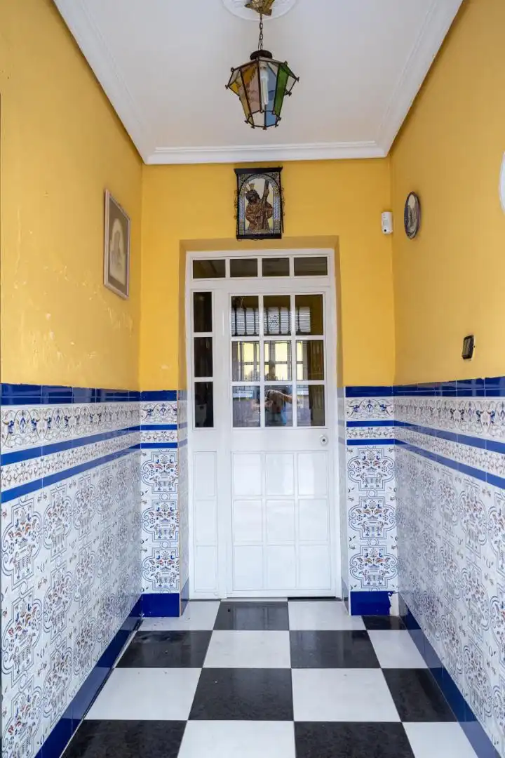 Casa adosada en venda a Calle Lorenzo Mercadante, 33, Barrio del Nervión Casa adosada en venda en Sevilla Capital amb Aire condicionat, Terrassa i Balcó