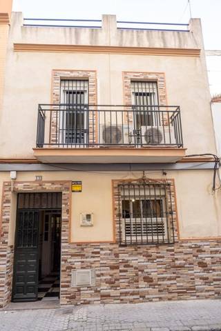 Casa adosada en Venta en Calle Lorenzo Mercadante, 33 en Barrio del Nervión