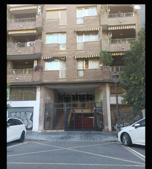 Garaje de alquiler en Carrer del Literat Gabriel Miró, 30, La Petxina, Valencia Capital - imagen 1 Foto 1 de Garaje de alquiler en Carrer del Literat Gabriel Miró, 30, La Petxina, Valencia Capital