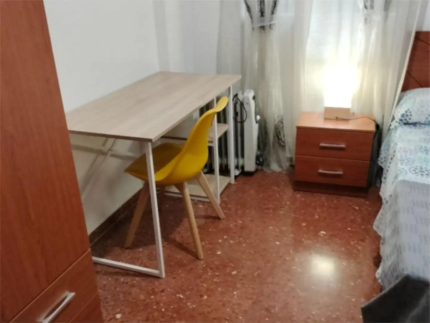 Schlafzimmer von Wohnung zur Miete in Granada mit Klimaanlage, Heizung und Terrasse