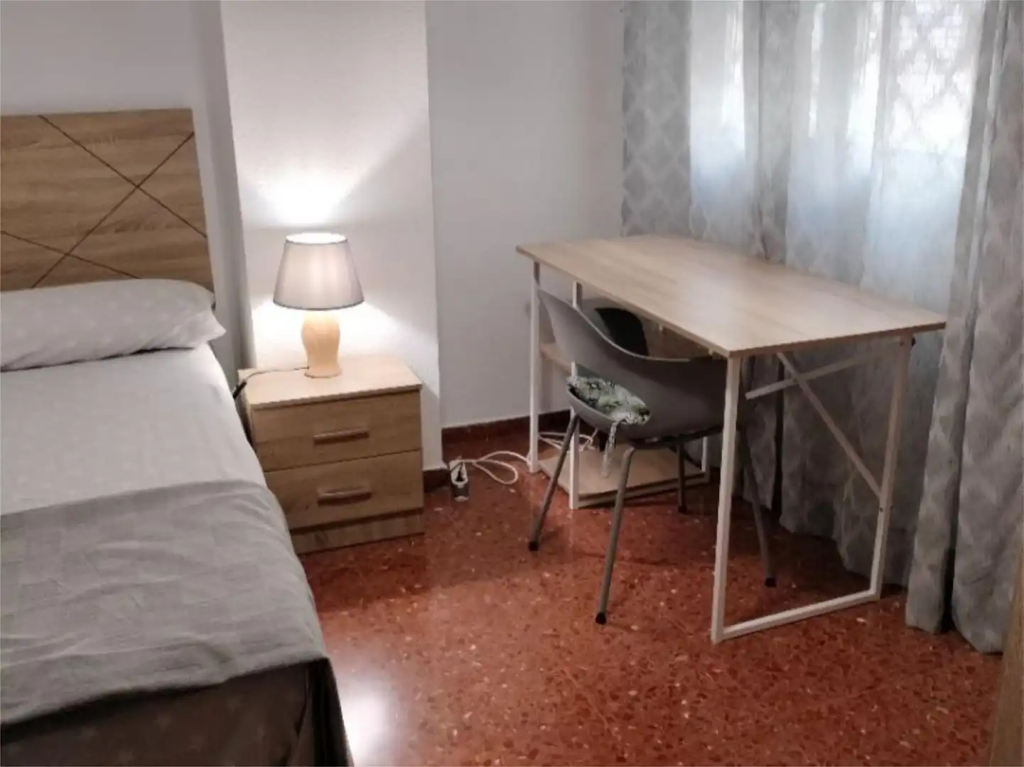 Schlafzimmer von Wohnung zur Miete in Granada mit Klimaanlage, Heizung und Terrasse