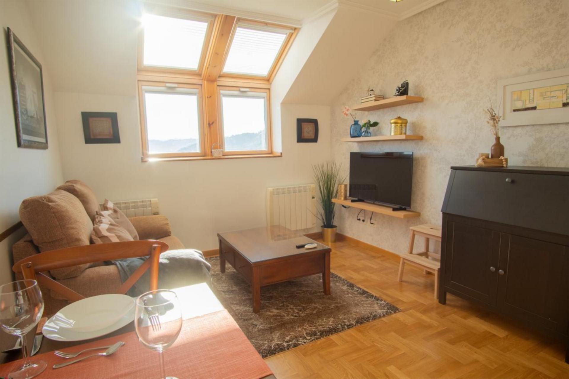 Flat for rent in Calle Eugenio Luis Alonso, 6, Muros de Nalón Living room of Flat for rent in Muros de Nalón with Air Conditioner, Heating and Parquet flooring