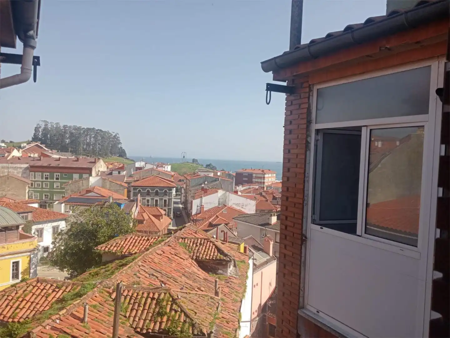 Pis en venda a Calle Escalera Jesús García Prendes, 2, Carreño Vista exterior de Pis en venda en Carreño amb Terrassa