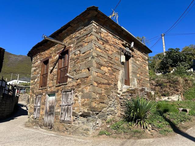 Casa-chalet en Venta en Lugar Uría, 30A en Ibias
