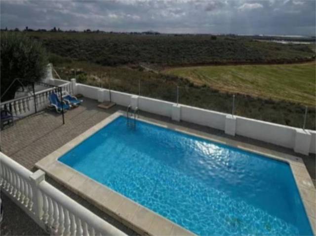 Piso en Alquiler en Avenida Venta Manolita, 22 en Gea y Truyols